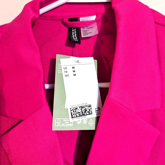 Cut out jacket dress - Picture 4 of 5